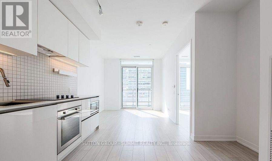 803 - 5 BUTTERMILL AVENUE - Photo 3