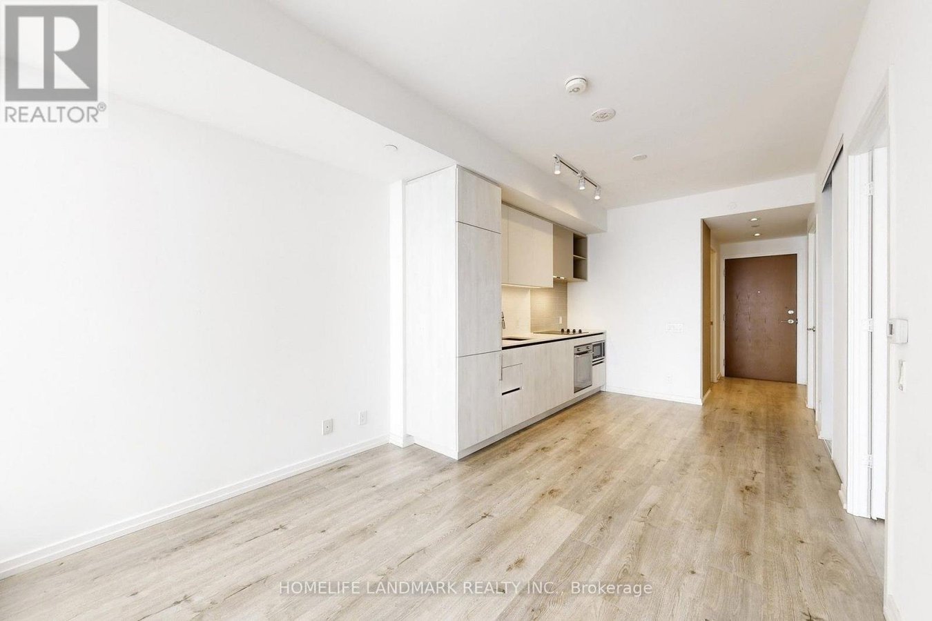 3207 - 1000 PORTAGE PARKWAY S - Photo 8