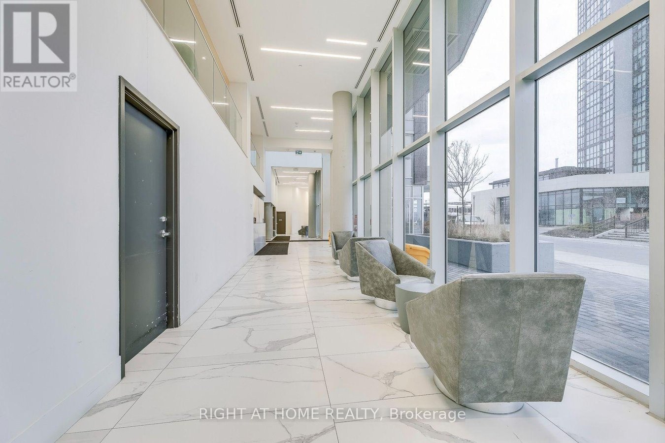 3202 - 2916 HIGHWAY 7 ROAD - Photo 4