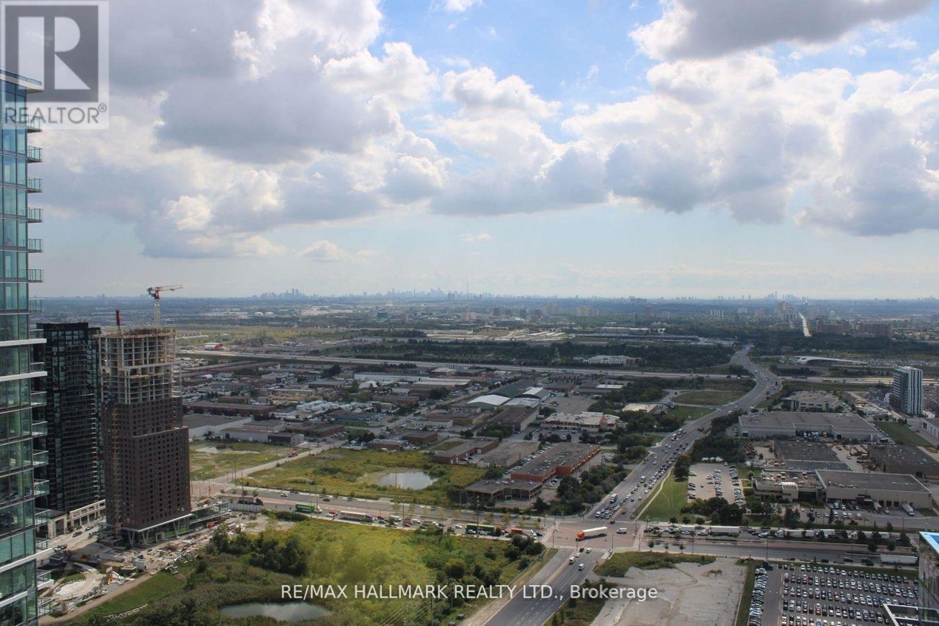 5008 - 1000 PORTAGE PARKWAY - Photo 24
