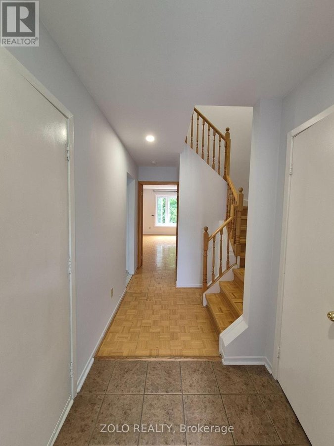 77 COLLEEN STREET - Photo 3