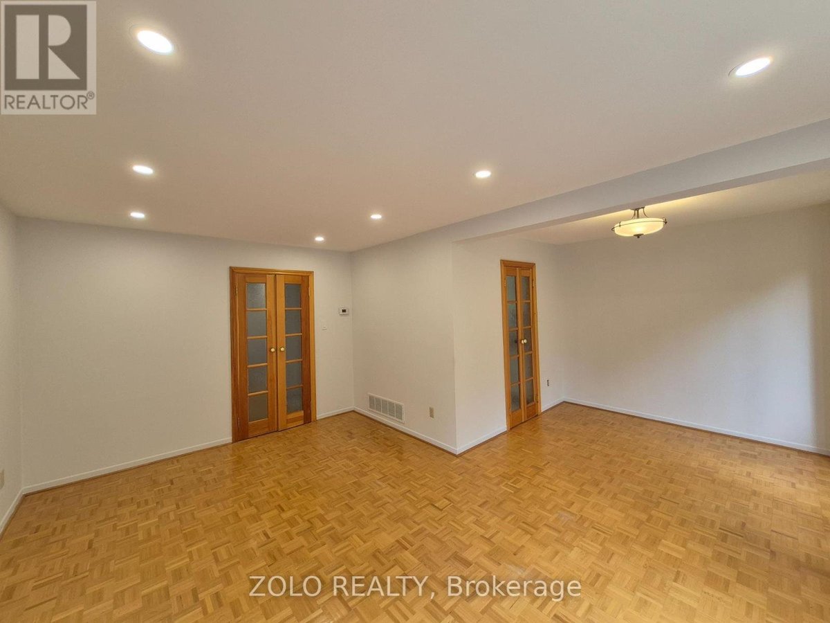 77 COLLEEN STREET - Photo 8