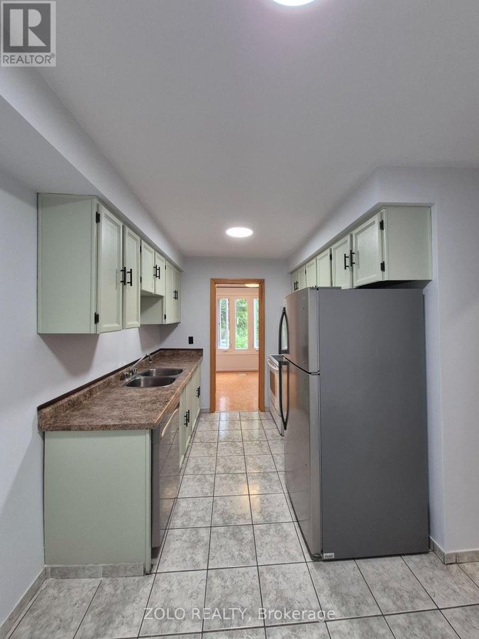 77 COLLEEN STREET - Photo 13