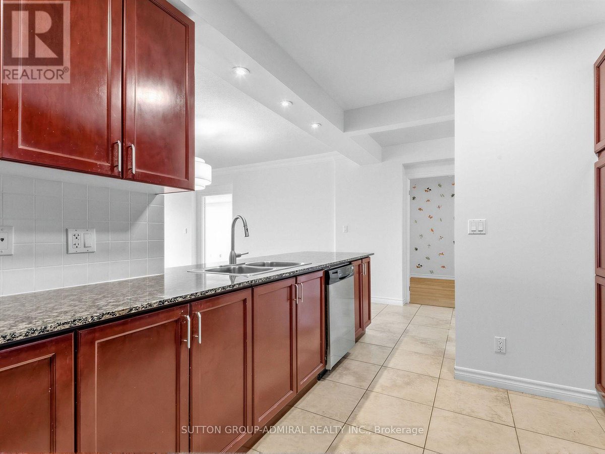408 - 88 PROMENADE CIRCLE - Photo 8