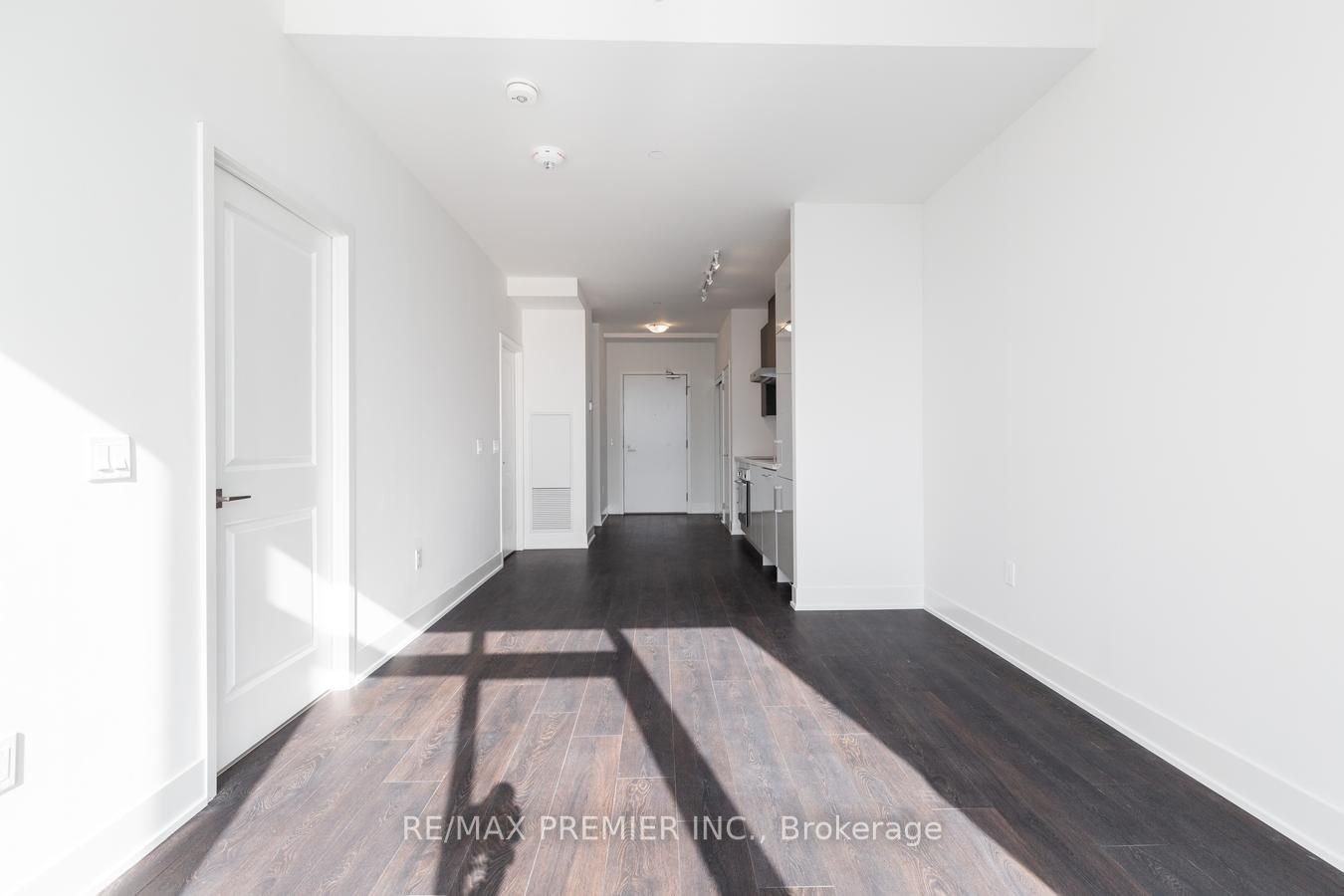 2916 Highway 7 - Photo 12