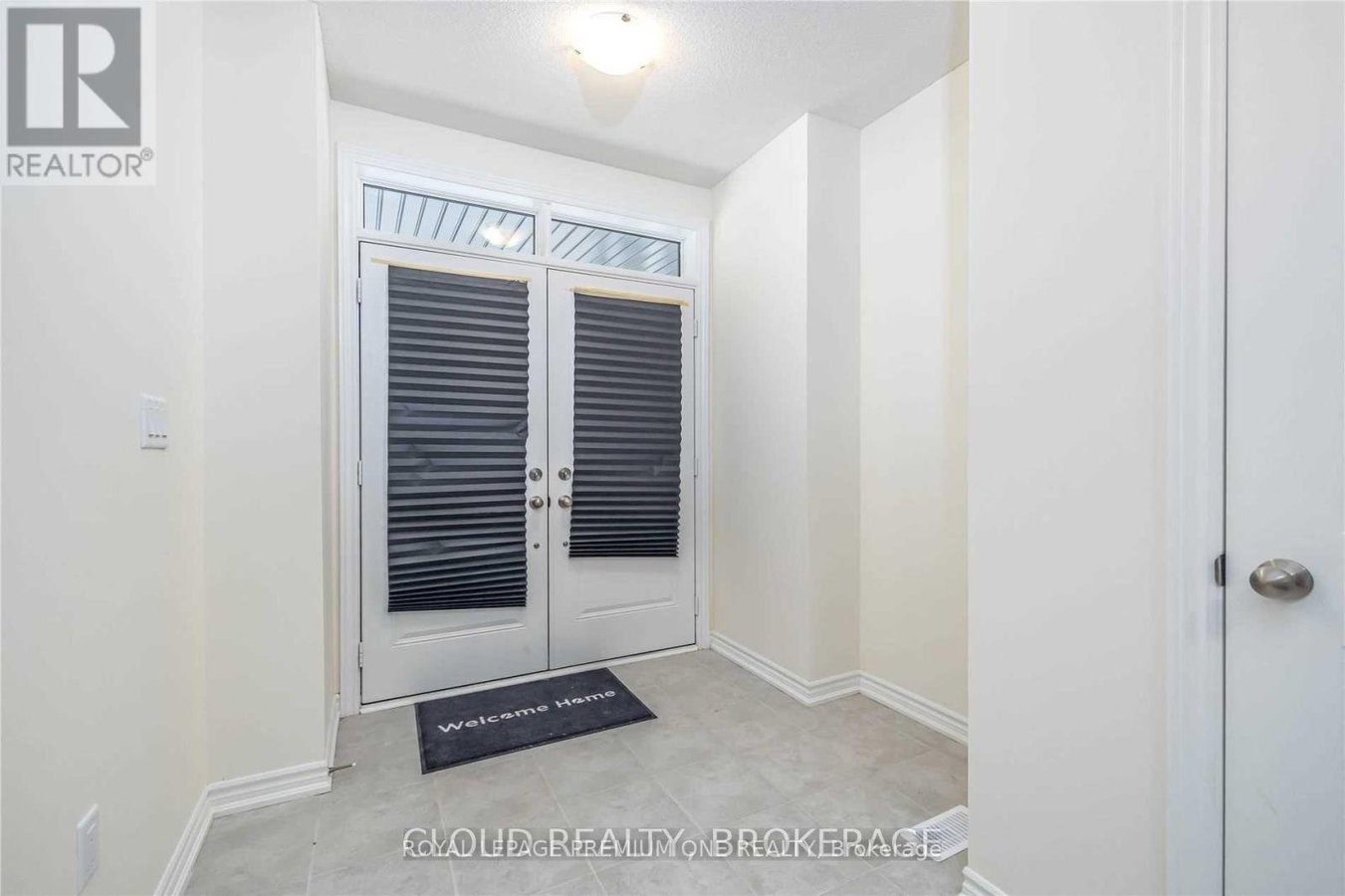 24 ELSINORE STREET - Photo 7