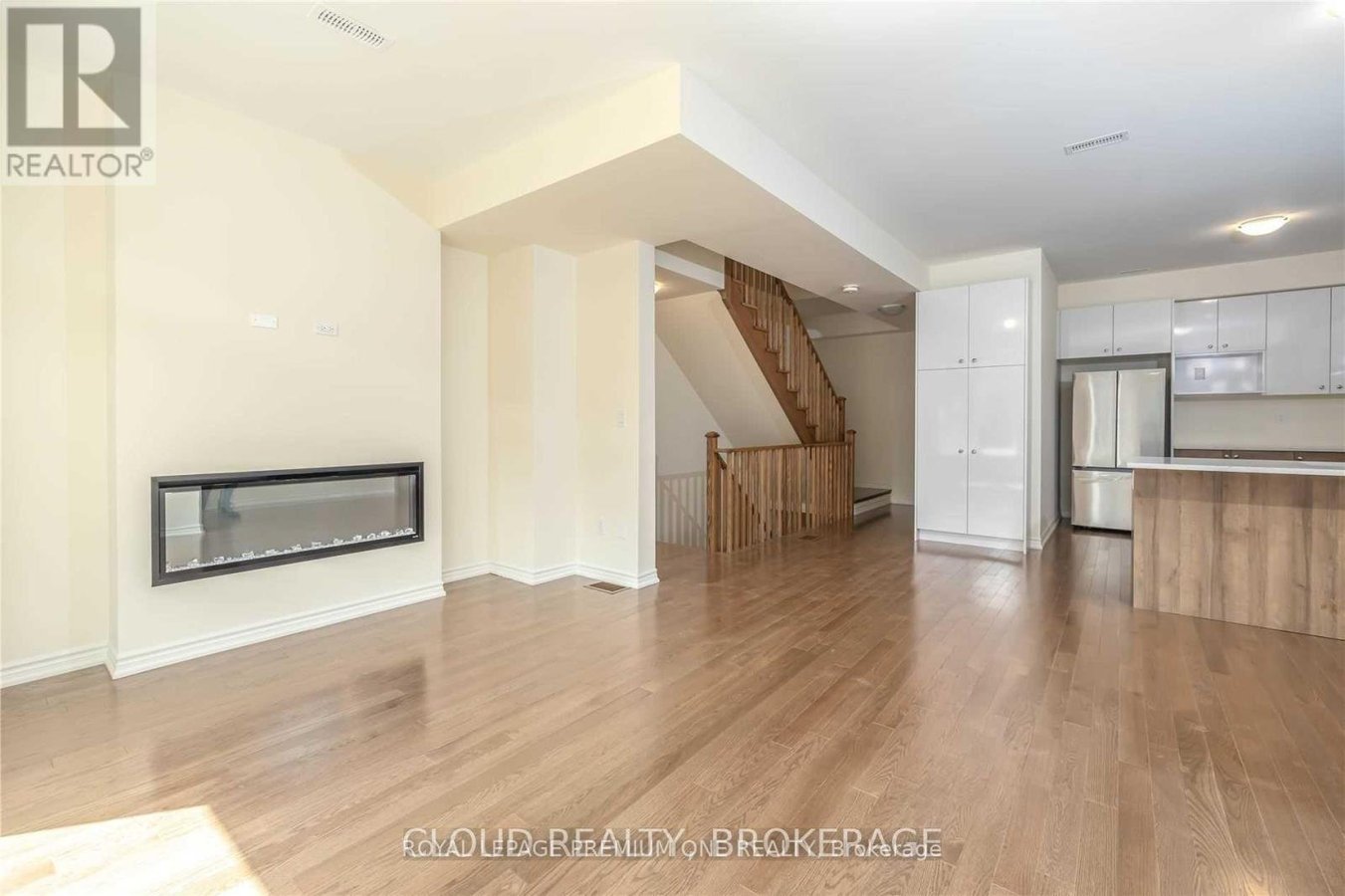 24 ELSINORE STREET - Photo 19
