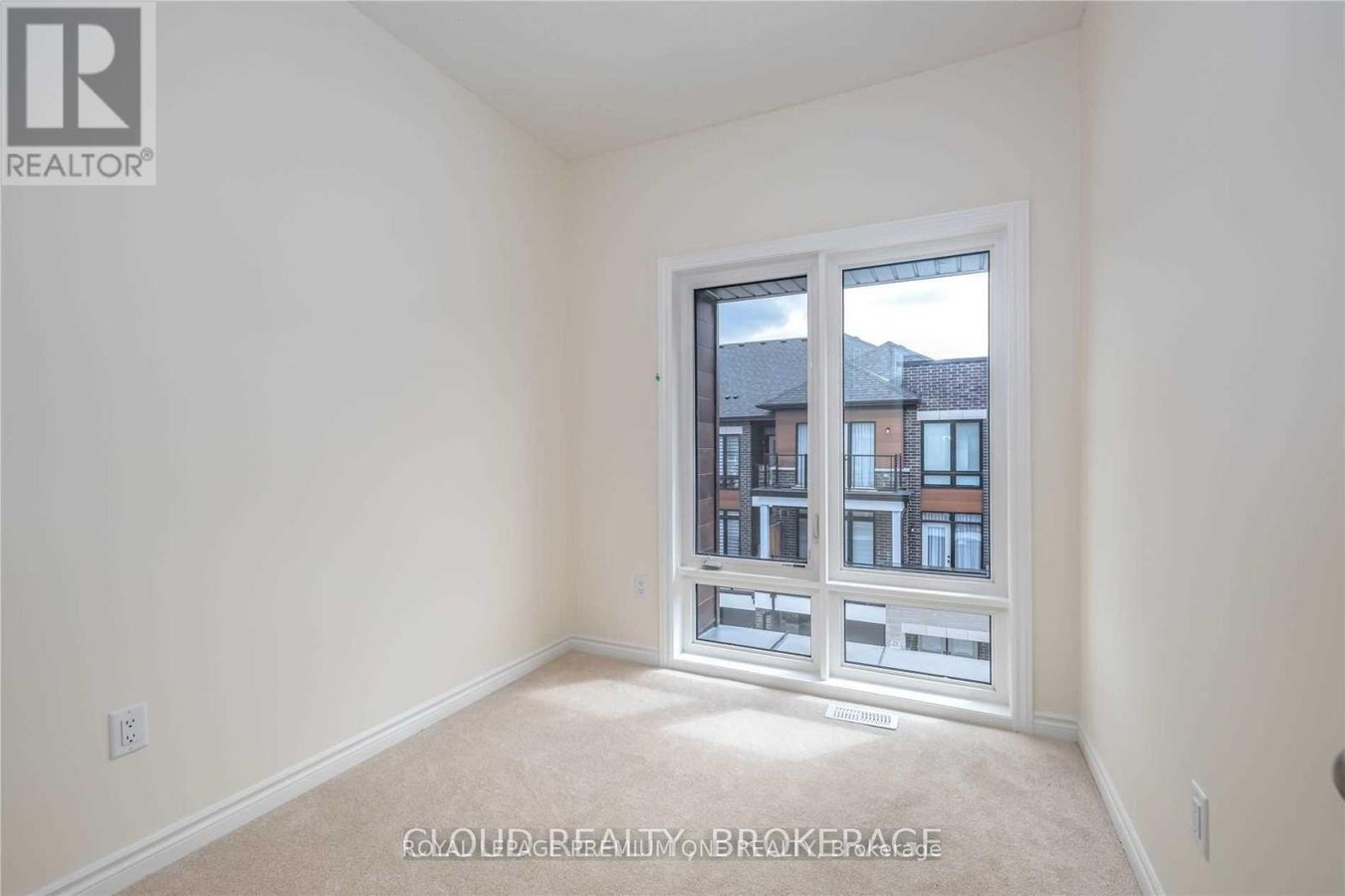 24 ELSINORE STREET - Photo 27