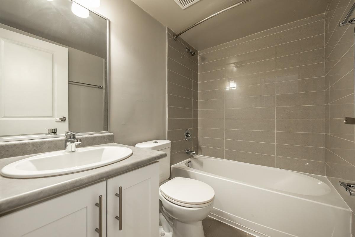 Goodacre Towers Apartments - Photo 4