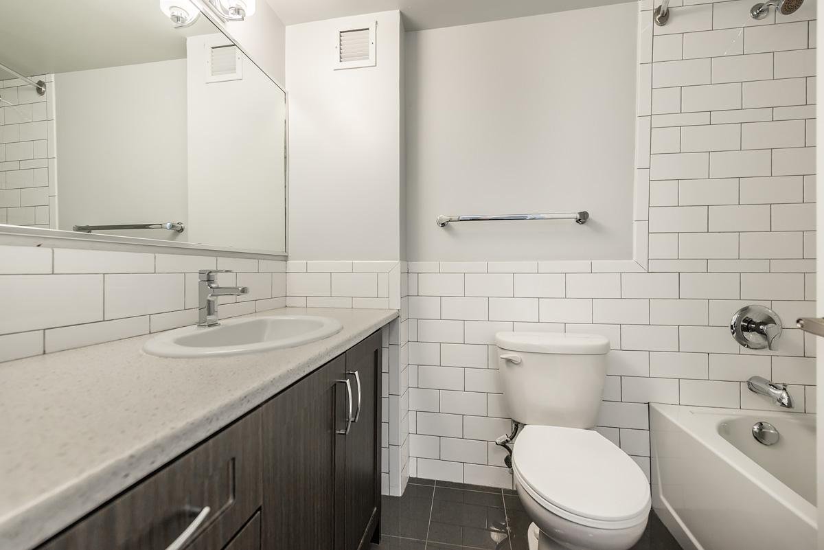 Goodacre Towers Apartments - Photo 13