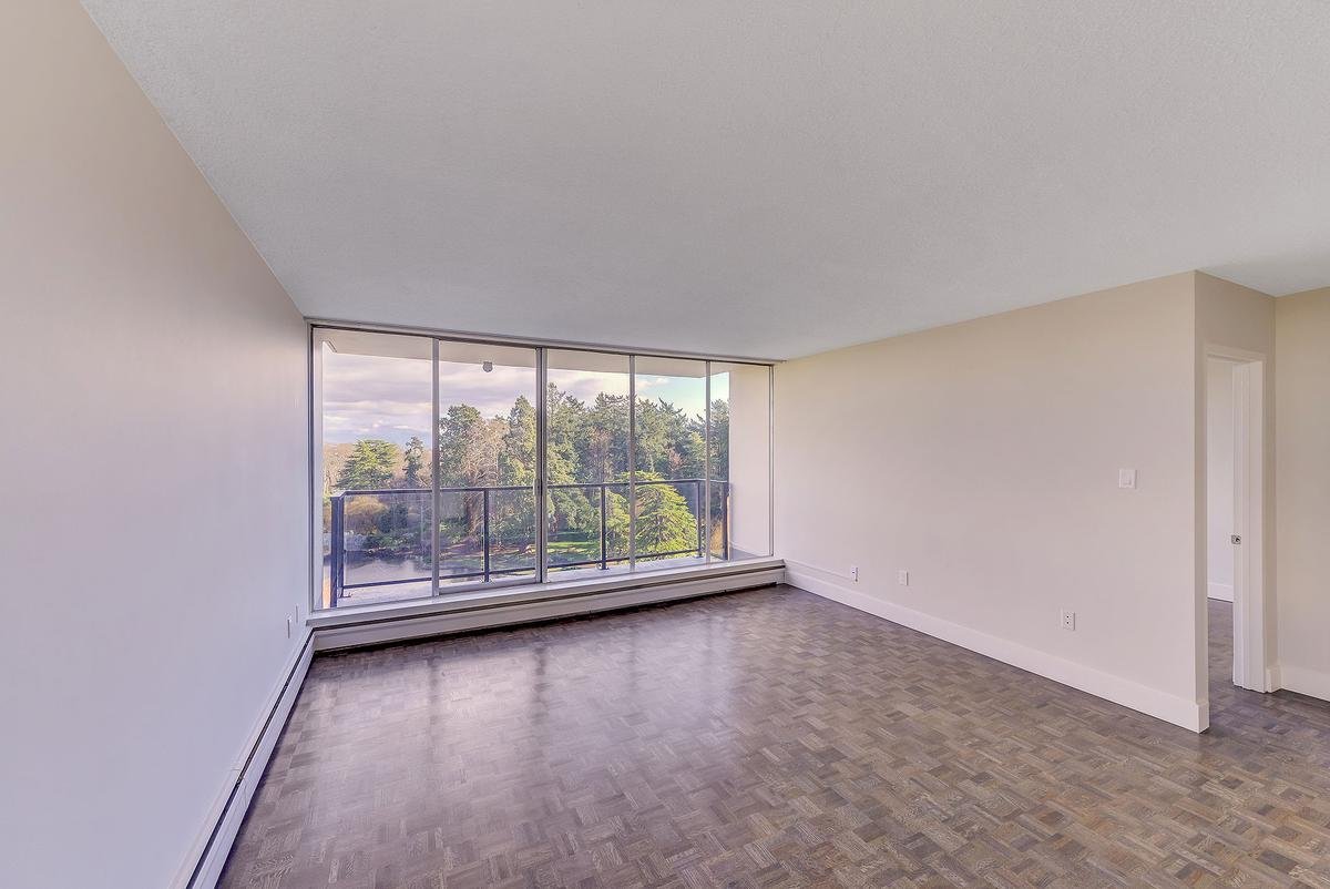 Goodacre Towers Apartments - Photo 14