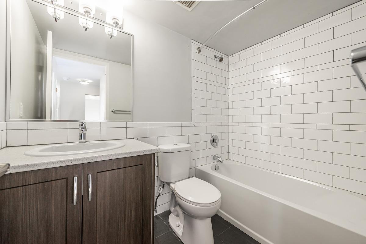 Goodacre Towers Apartments - Photo 21