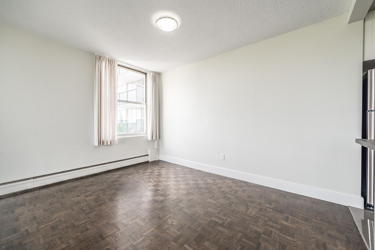 Goodacre Towers Apartments - Photo 27
