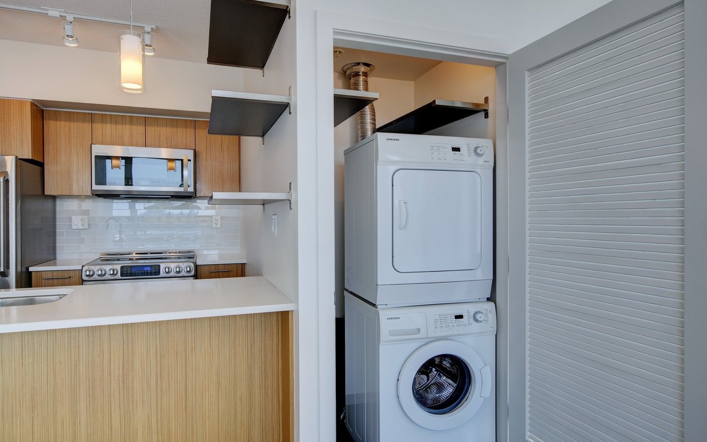 834 Johnson Street - Photo 8