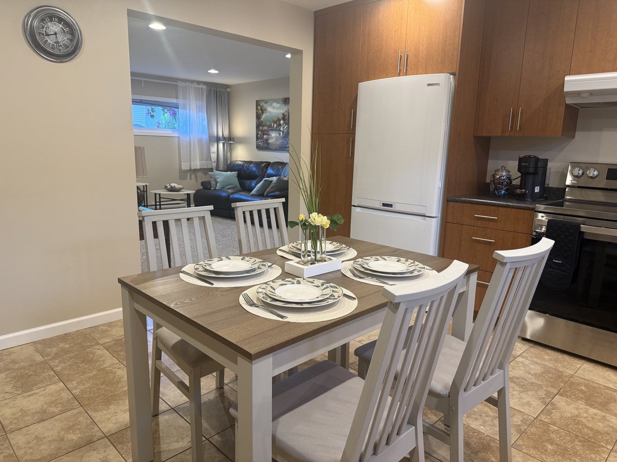 4394 Greenlea Place - Photo 9