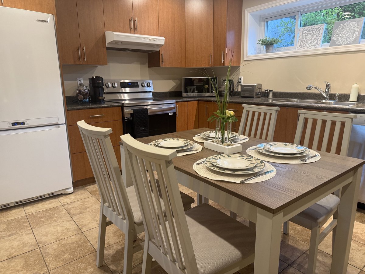 4394 Greenlea Place - Photo 10