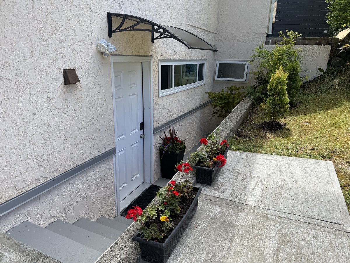 4394 Greenlea Place - Photo 16