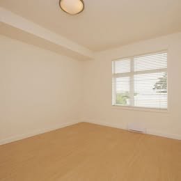 35 Gorge Road East - Photo 5