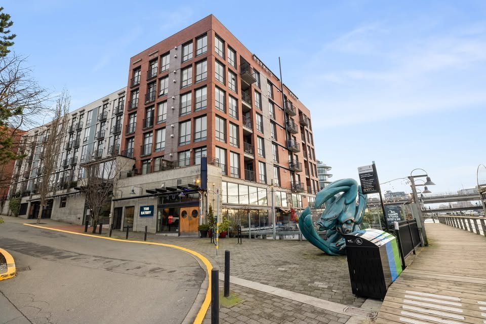 409 Swift Street - Photo 14
