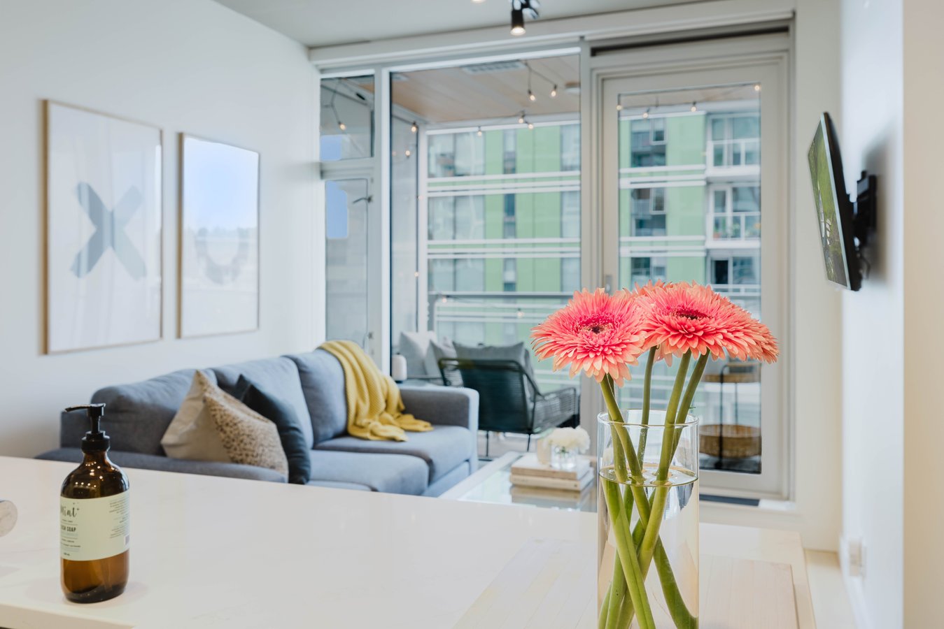 989 Johnson Street - Photo 18
