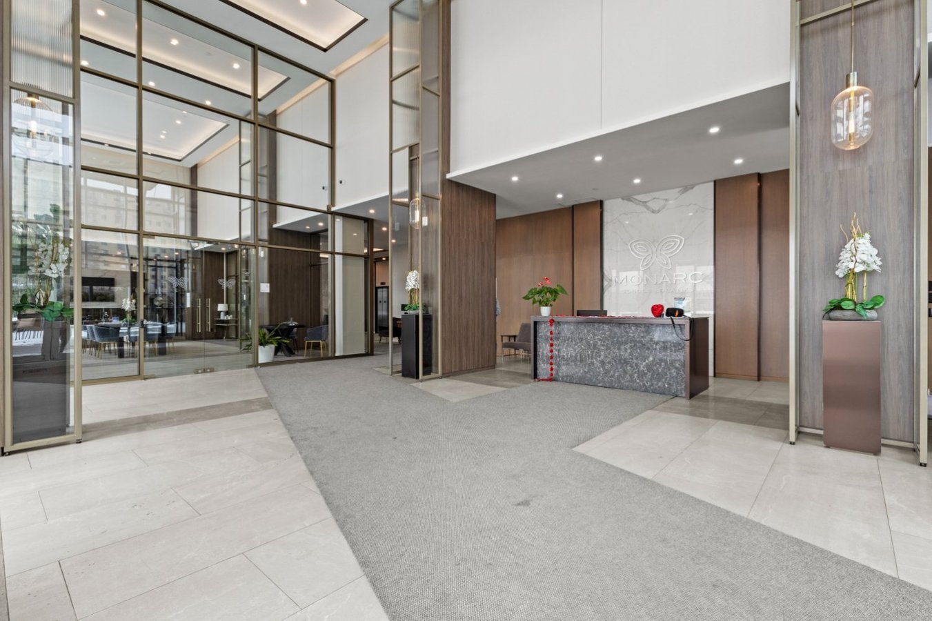 11201 Boulevard Cavendish - Photo 7