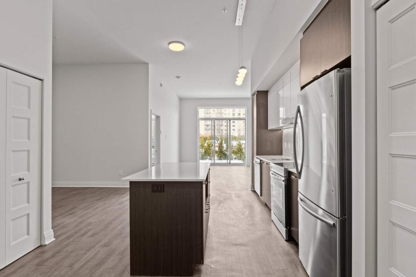 11201 Boulevard Cavendish - Photo 10