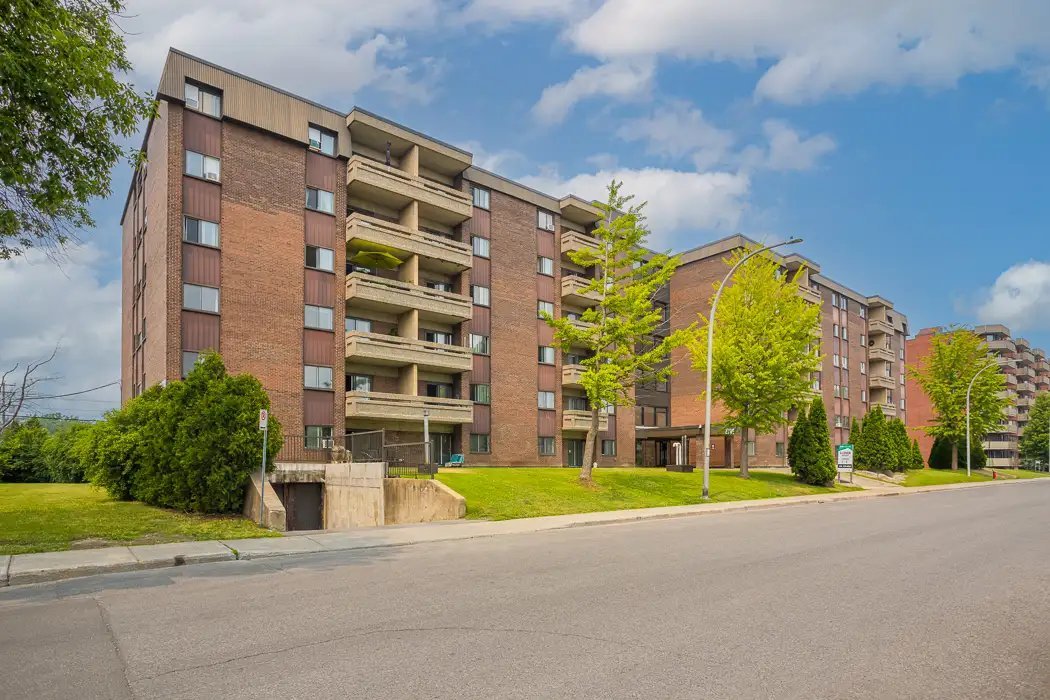 2705 Rue Modugno - Photo 1