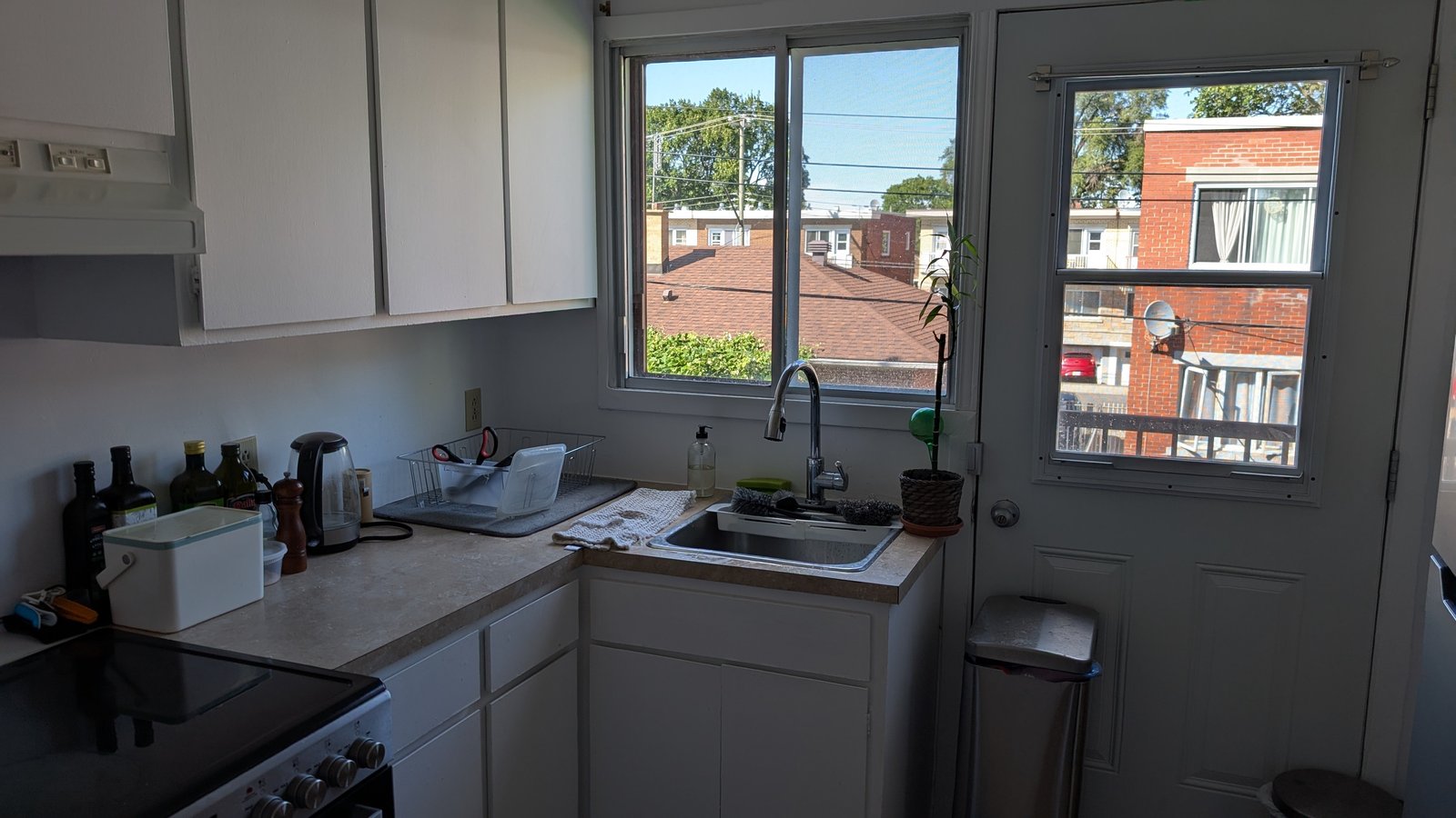 1185 Rue Elizabeth - Photo 14