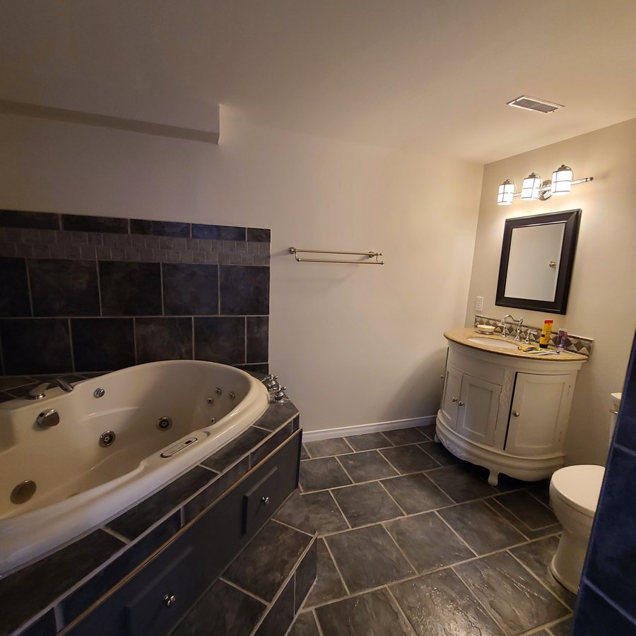 Waterloo 1 Bedroom Apartments Condos and Houses for Rent