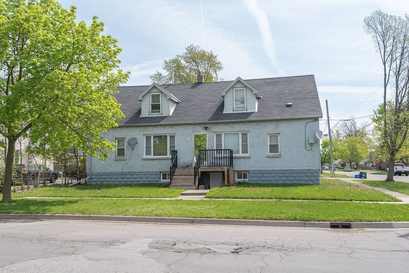 Rentals.ca 99 Beatrice Street Welland ON for Rent