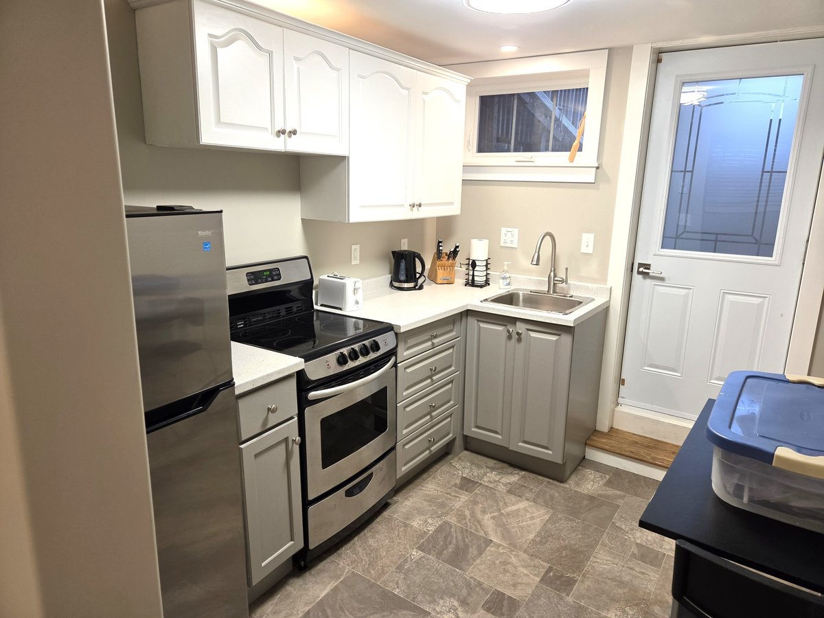 3188 Hemlock Street - Photo 4