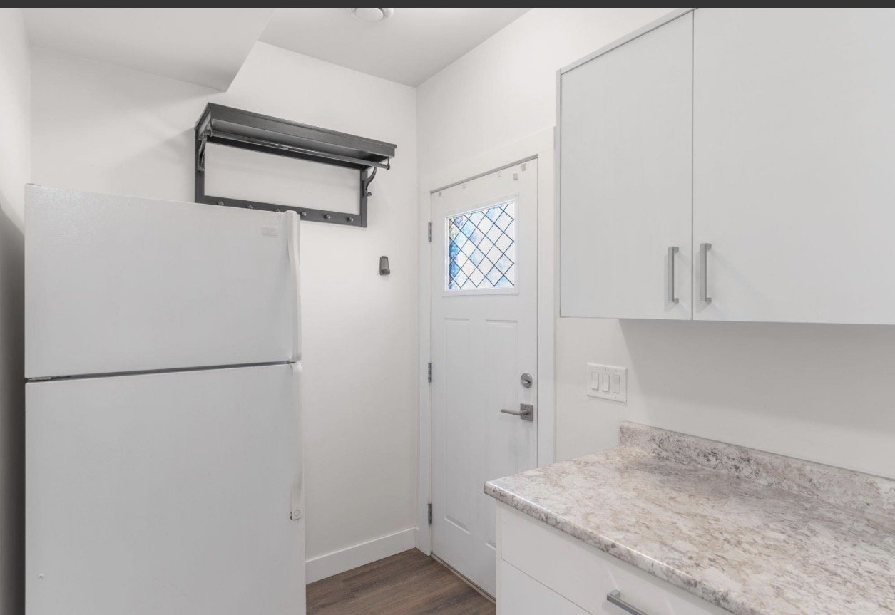 2604 Paramount Drive - Photo 2