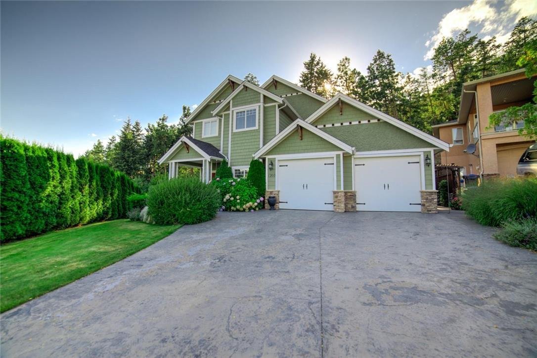 Rentals.ca West Kelowna Apartments, Condos and Houses For Rent