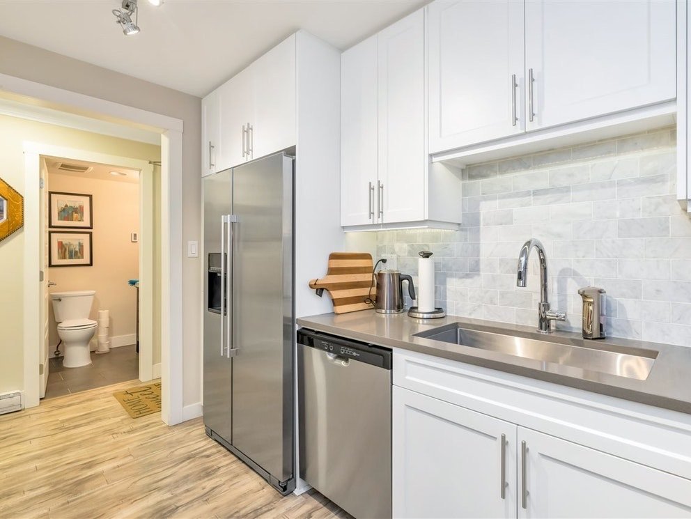 15875 Marine Drive - Photo 4