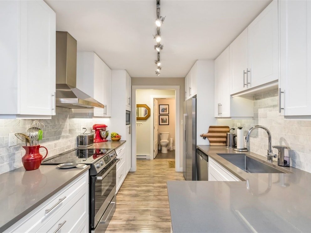 15875 Marine Drive - Photo 7