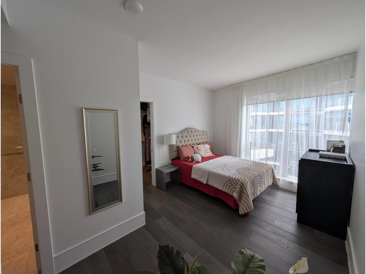 19FL 1500 MARTIN STREET - Photo 14
