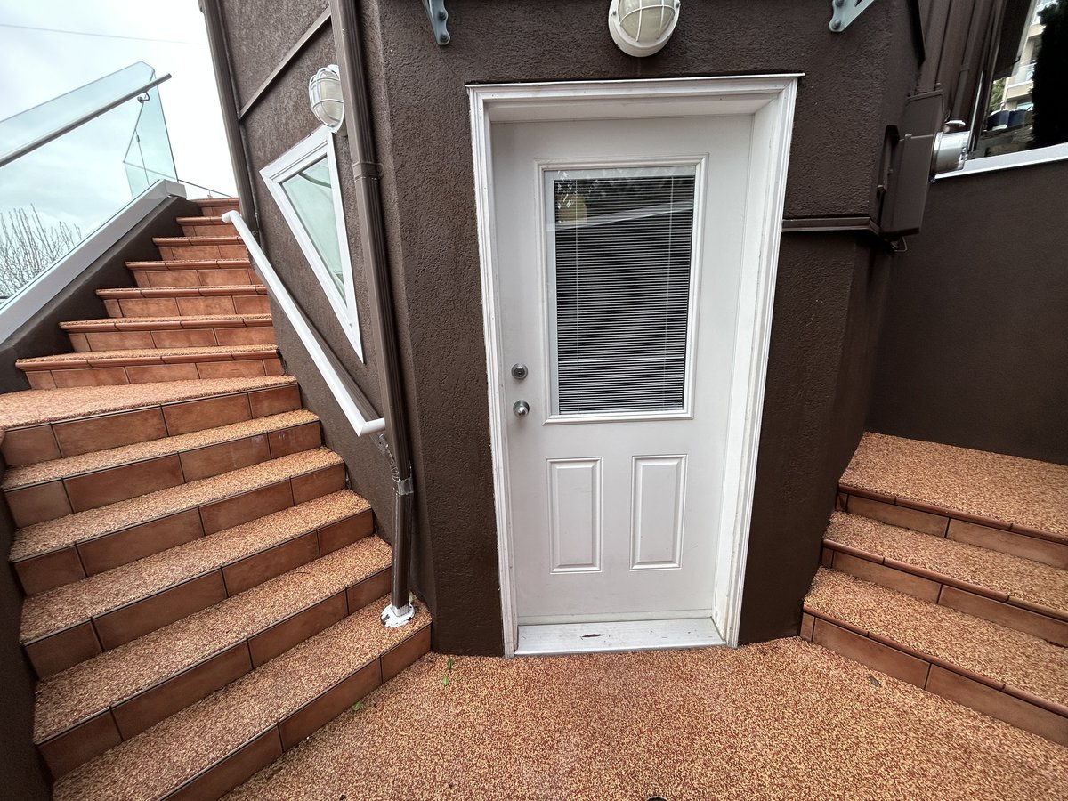 1088 Foster Street - Photo 12