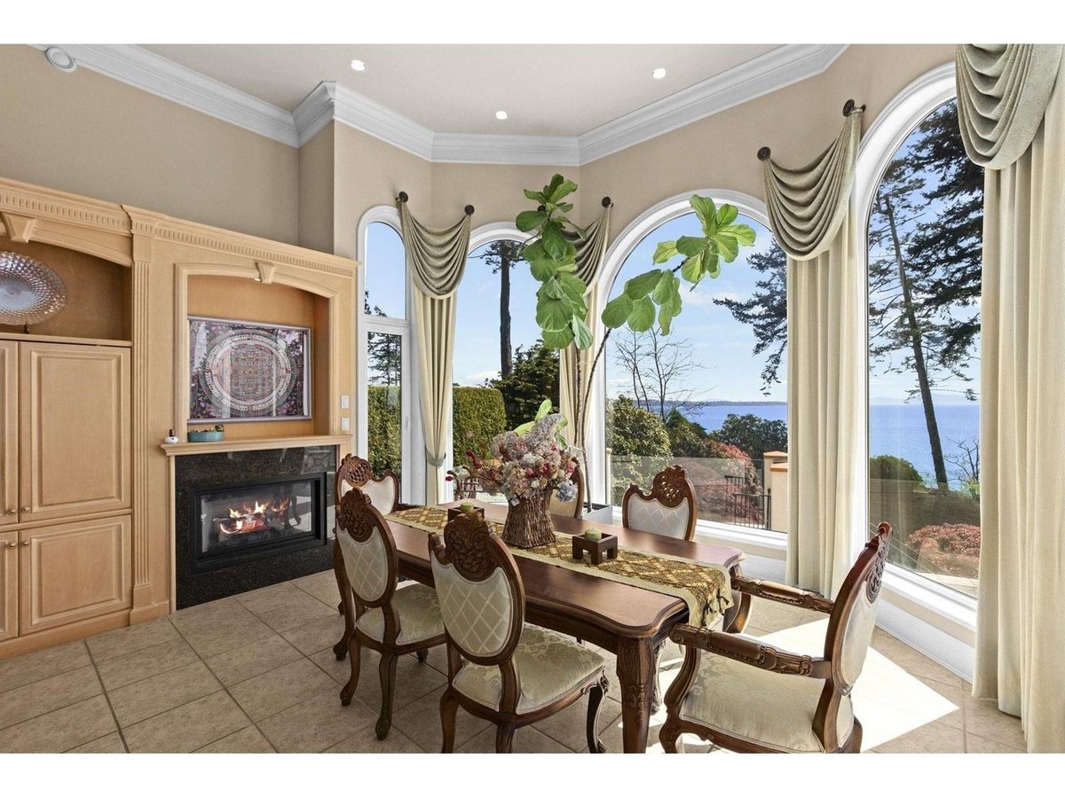 13464 13A AVENUE - Photo 17