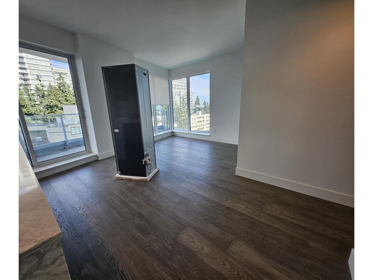 803 1475 FOSTER STREET - Photo 16