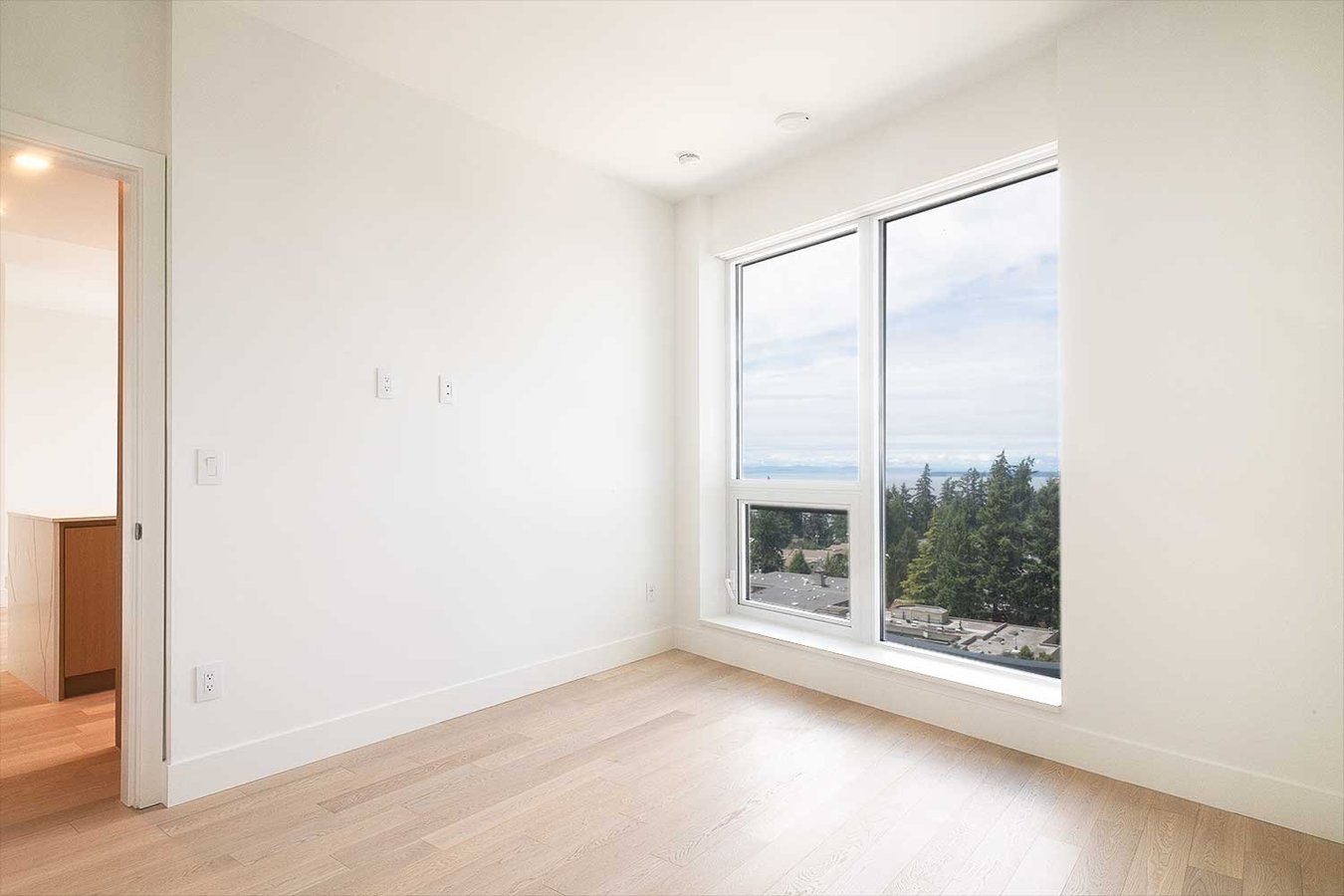 1475 Foster Street - Photo 6
