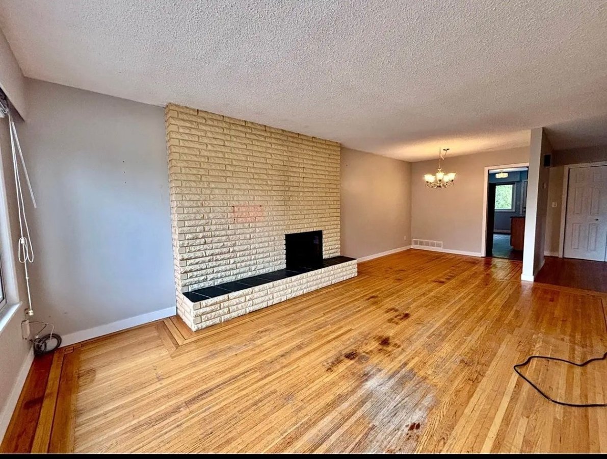 15873  Russell Avenue - Photo 3
