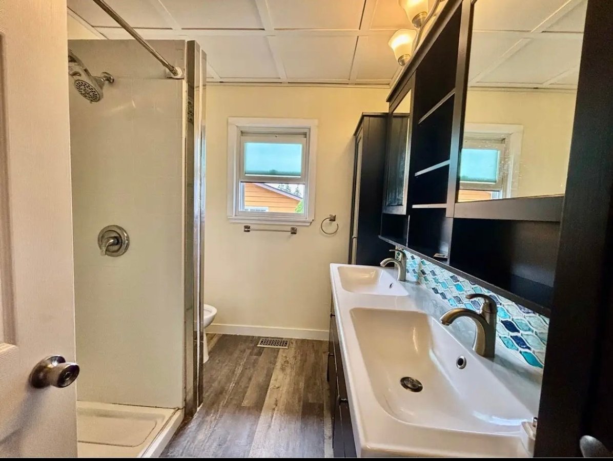 15873  Russell Avenue - Photo 9