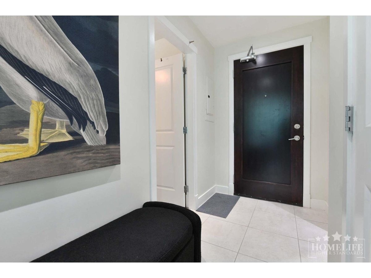 601 14824 NORTH BLUFF ROAD - Photo 2