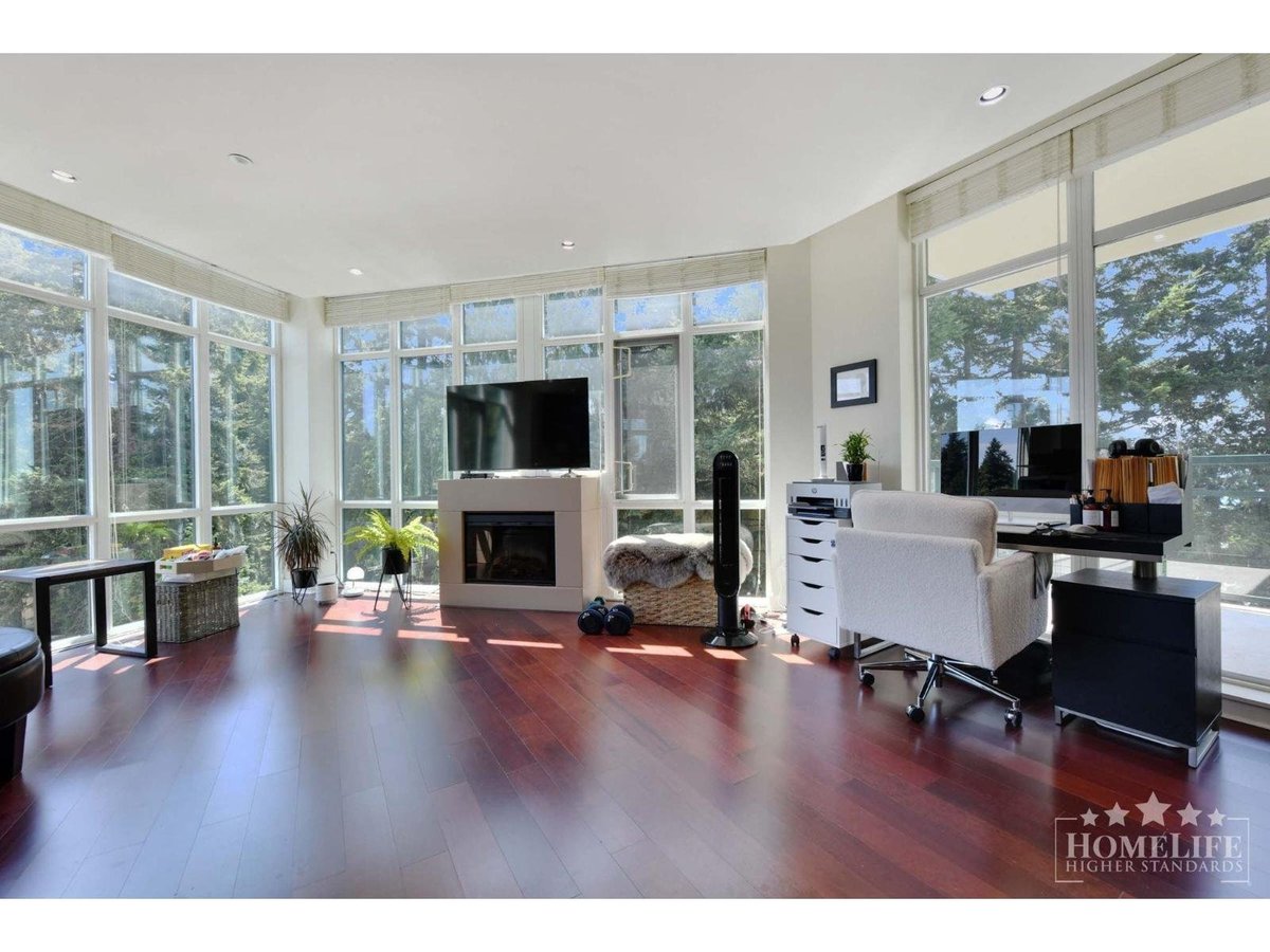 601 14824 NORTH BLUFF ROAD - Photo 4