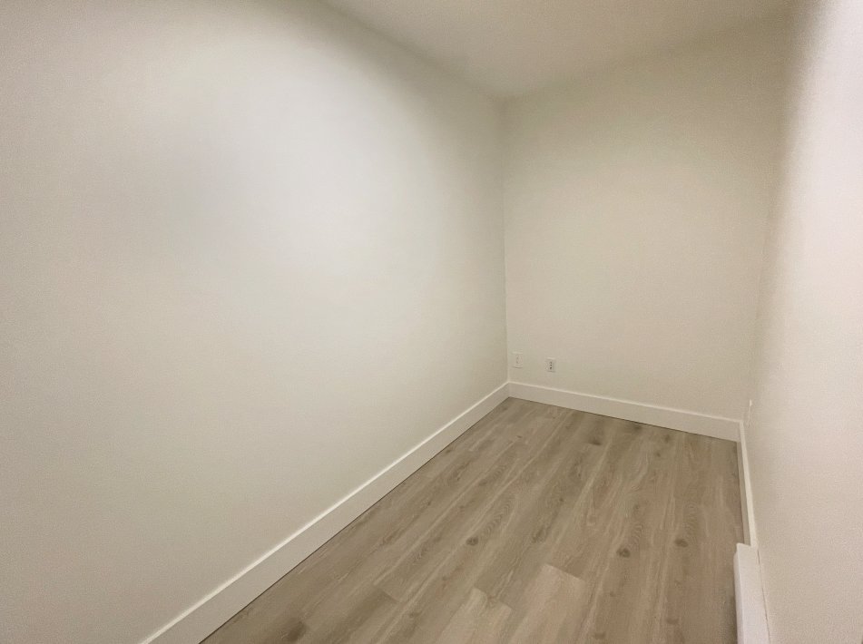 1456 Johnston Road - Photo 10