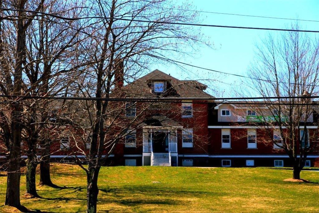 Rentals.ca Windsor Apartments, Condos and Houses For Rent