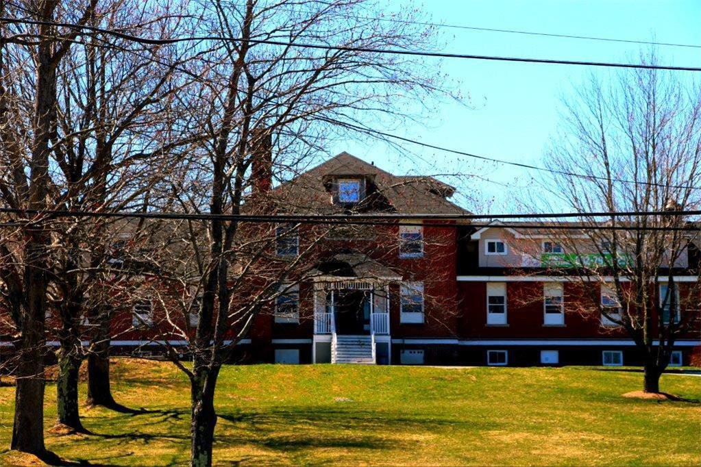 Rentals.ca ) Windsor Apartments, Condos and Houses For Rent