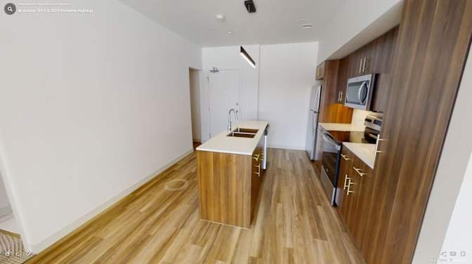 Pembina Highway - Photo 1