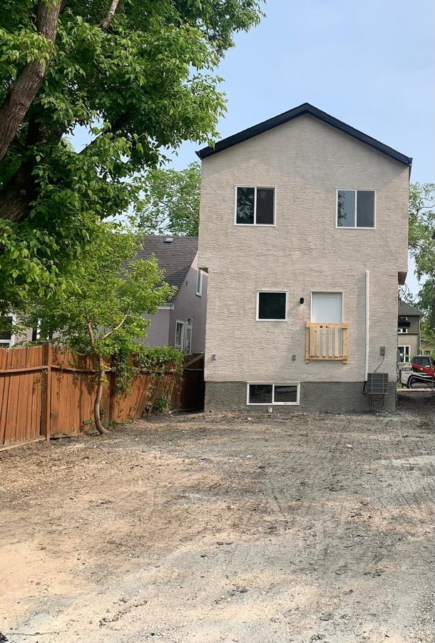 633 Rosedale Avenue - Photo 3