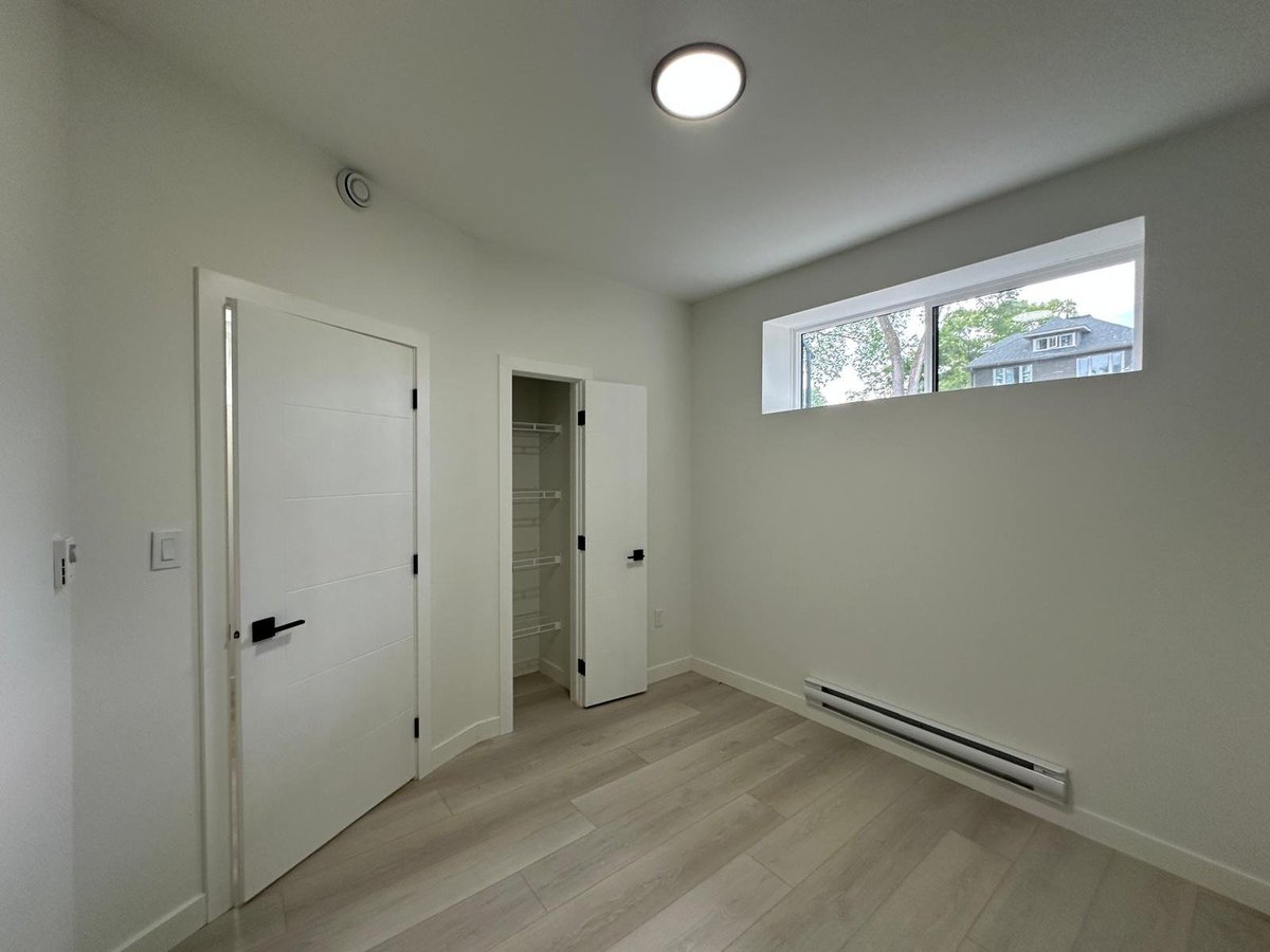 631A Rosedale Avenue - Photo 8